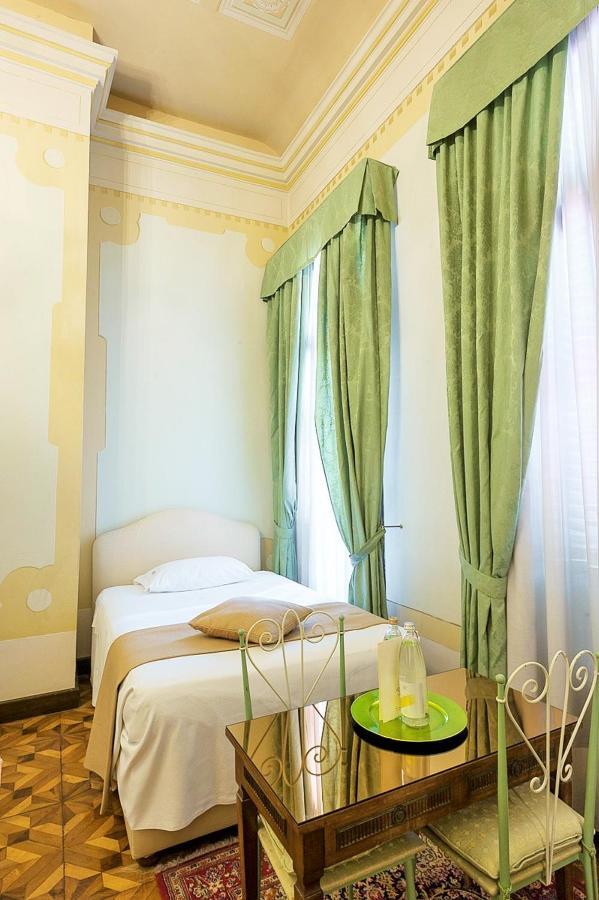 Villa Ducale Hotel & Ristorante Доло Экстерьер фото