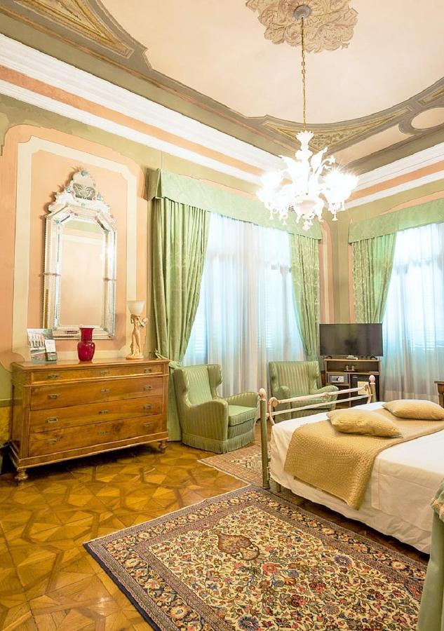 Villa Ducale Hotel & Ristorante Доло Экстерьер фото
