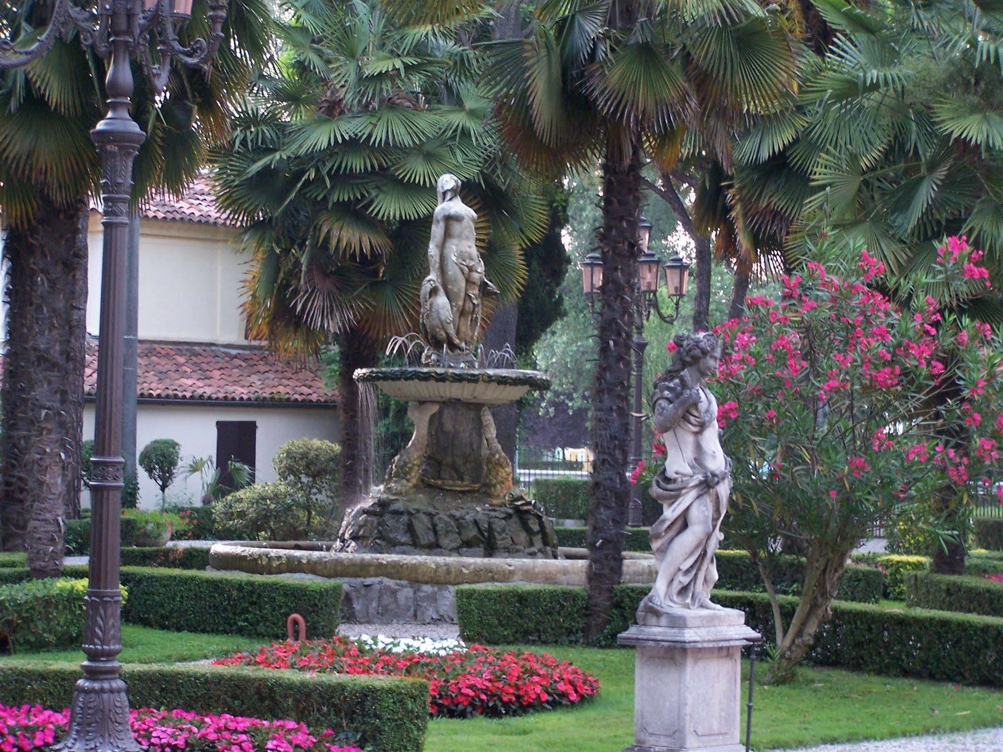 Villa Ducale Hotel & Ristorante Доло Экстерьер фото
