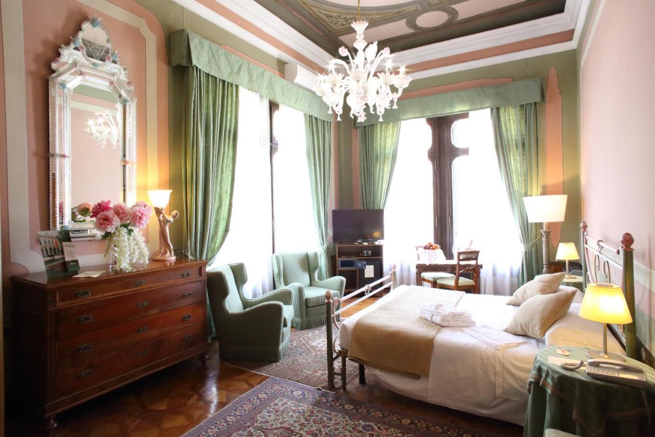 Villa Ducale Hotel & Ristorante Доло Экстерьер фото